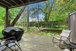 231 Durness Ct, Kalamazoo, MI 49006 - Photo 17