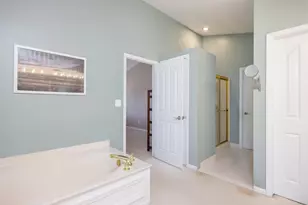 4923 Lexington Ct, Rochester, MI 48306 - Photo 21