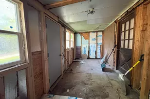 220 Parker Ave, Benton Harbor, MI 49022 - Photo 7