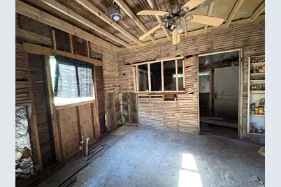 220 Parker Avenue, Benton Harbor, MI 49022 - Photo 5