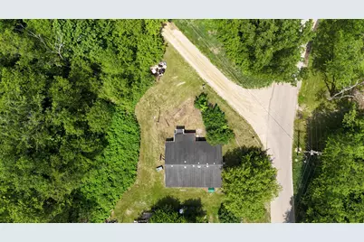 52682 Lindbergh Drive, Dowagiac, MI 49047 - Photo 5