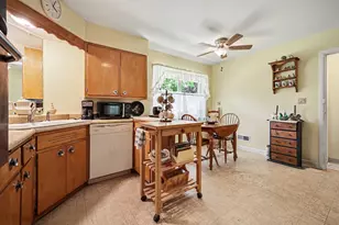 655 Wendover Blvd, Muskegon, MI 49441 - Photo 9