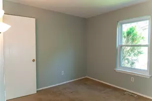 369 Tanglewood, Brighton, MI 48116 - Photo 23