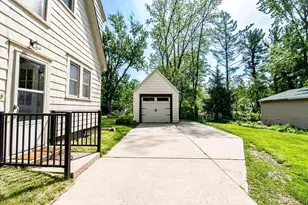428 Charlotte Ave NW, Grand Rapids, MI 49504 - Photo 35
