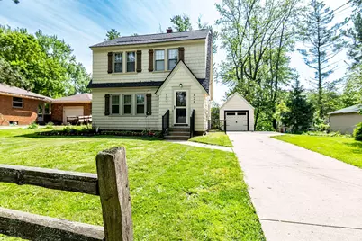428 Charlotte Avenue NW, Grand Rapids, MI 49504 - Photo 3