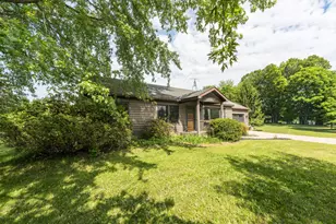 2995 65th St, Fennville, MI 49408 - Photo 3