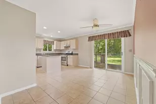 4387 Sunburst Ave, Waterford, MI 48329 - Photo 19
