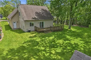 4387 Sunburst Ave, Waterford, MI 48329 - Photo 5