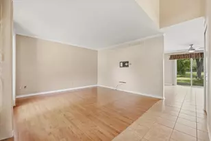 4387 Sunburst Ave, Waterford, MI 48329 - Photo 13