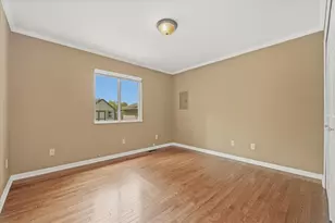 4387 Sunburst Ave, Waterford, MI 48329 - Photo 21