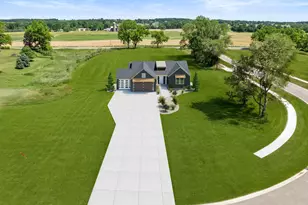 739 Goldenfield Dr, Byron Center, MI 49315 - Photo 3