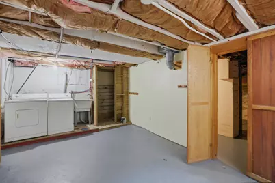 1019 Vernon Street NE, Grand Rapids, MI 49503 - Photo 31