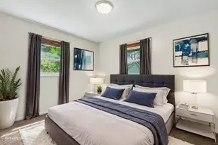 15131 Deremo St, Grand Haven, MI 49417 - Photo 11
