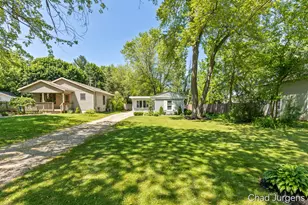 841 Harding St NW, Grand Rapids, MI 49544 - Photo 3