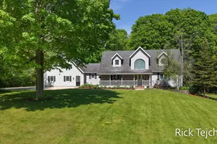 10345 Red Oak Ridge, Howard City, MI 49329 - Photo 3
