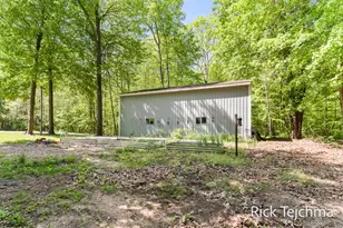 10345 Red Oak Ridge, Howard City, MI 49329 - Photo 19