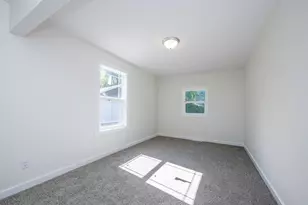 6027 Superior St, Coloma, MI 49038 - Photo 25