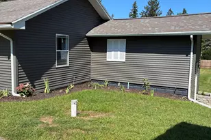 6027 Superior St, Coloma, MI 49038 - Photo 41