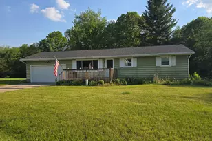 27 Ashley Ct, Battle Creek, MI 49014 - Photo 1