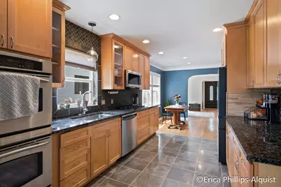 2142 Emerald Avenue NE, Grand Rapids, MI 49505 - Photo 9