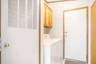 608 Kentucky Ave, South Haven, MI 49090 - Photo 57