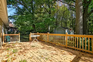 608 Kentucky Ave, South Haven, MI 49090 - Photo 13