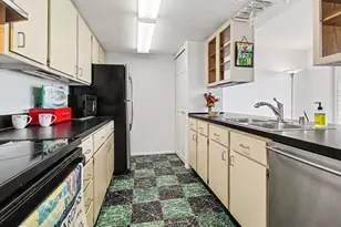 804 Cliffs Dr, Ypsilanti, MI 48198 - Photo 11