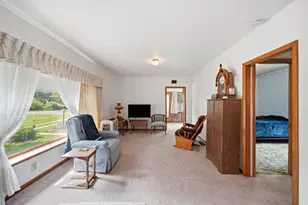225 Center Ct, Jackson, MI 49201 - Photo 7