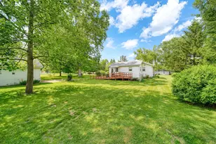 225 Center Ct, Jackson, MI 49201 - Photo 23