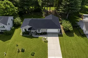 2657 Leffingwell Ave NE, Grand Rapids, MI 49525 - Photo 3