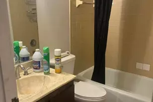 207 Paisley Ct, Kalamazoo, MI 49006 - Photo 3