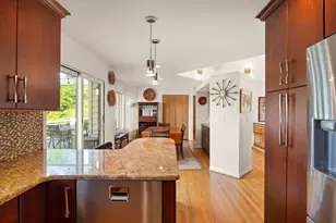 2694 Brady Dr, Bloomfield Hills, MI 48304 - Photo 19