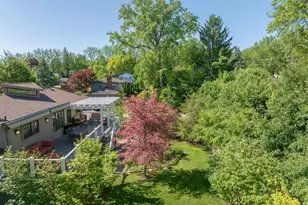 2694 Brady Dr, Bloomfield Hills, MI 48304 - Photo 3