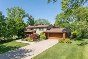 2694 Brady Dr, Bloomfield Hills, MI 48304 - Photo 3