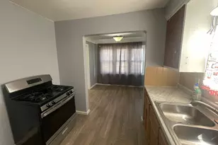 7387 Minock St, Detroit, MI 48228 - Photo 11