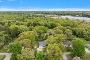900 Andree Rd, Muskegon, MI 49445 - Photo 3