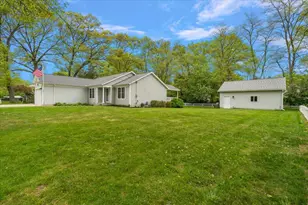 900 Andree Rd, Muskegon, MI 49445 - Photo 37