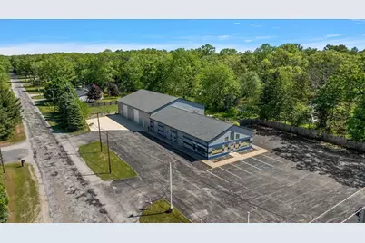 5100 E Apple Avenue, Muskegon, MI 49442 - Photo 11