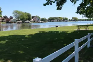 106 Orourke Ct, Brooklyn, MI 49230 - Photo 31