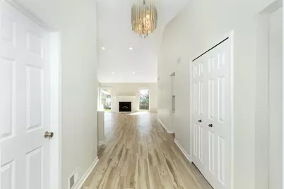 37743 Avon Lane, Farmington Hills, MI 48331 - Photo 3