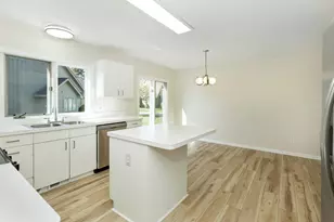 37743 Avon Ln, Farmington Hills, MI 48331 - Photo 11