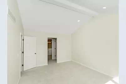 37743 Avon Lane, Farmington Hills, MI 48331 - Photo 15