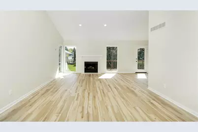 37743 Avon Lane, Farmington Hills, MI 48331 - Photo 5
