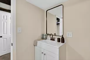 1047 Eastern Ave NE, Grand Rapids, MI 49503 - Photo 27