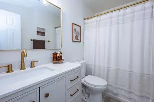 264 Leedy St, Coloma, MI 49038 - Photo 3