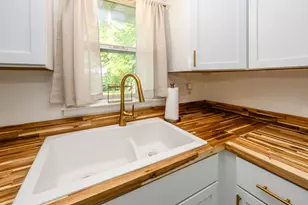 264 Leedy St, Coloma, MI 49038 - Photo 13