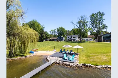 7611 S Indian Lake Drive, Vicksburg, MI 49097 - Photo 3