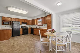 1306 27th St, Manistee, MI 49660 - Photo 3