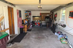 1852 Oak Park Dr, Muskegon, MI 49442 - Photo 17