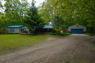 4658 W Fern Gln, Fremont, MI 49412 - Photo 3